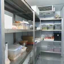 Reach-In vs. Walk-In Refrigeration: Common Failure Points and Repair Priorities