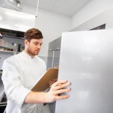Walk-In Cooler Not Holding Temp? A Step-by-Step Troubleshooting Checklist
